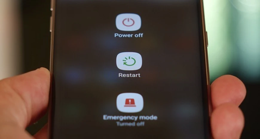 Cara Mengatasi HP Restart SCara Mengatasi HP Restart Sendiriendiri