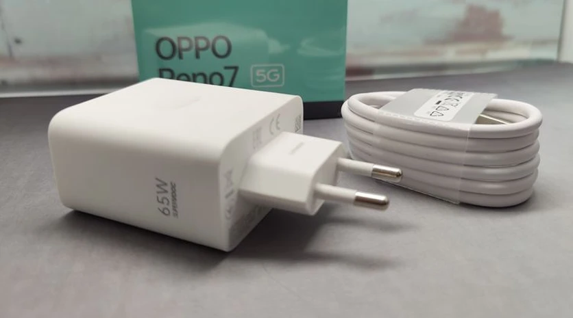 Cara Mengatasi Kepala Charger HP Panas