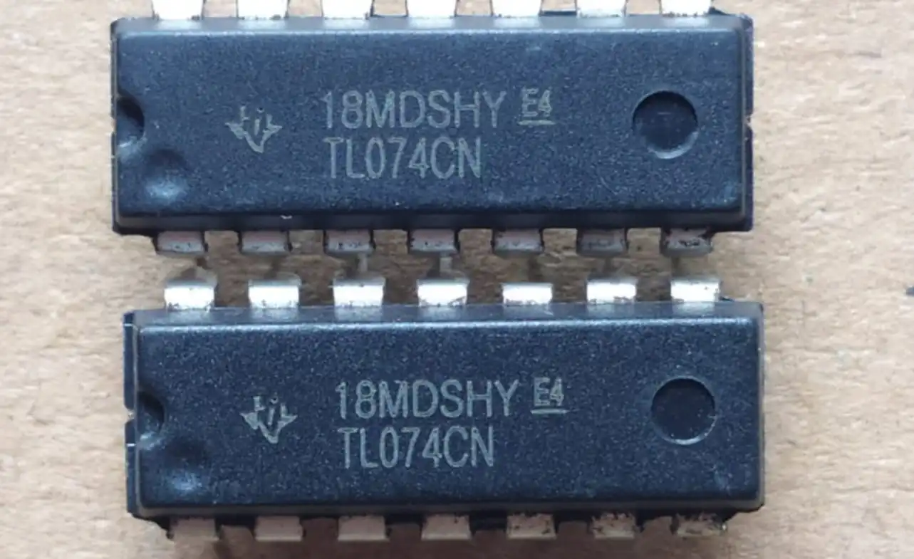 Persamaan IC TL074
