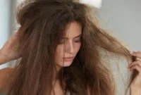 ວິທີແກ້ໄຂຜົມແຫ້ງ